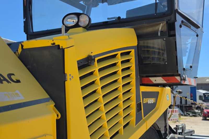 OmecoHub - Immagine BOMAG BF600P-2